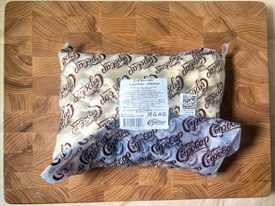 Чичарроны со вкусом сыра: Сыр 1 кг ГОРНЫЙ СЫРОВАР (Бочонок с укропом и чесноком)